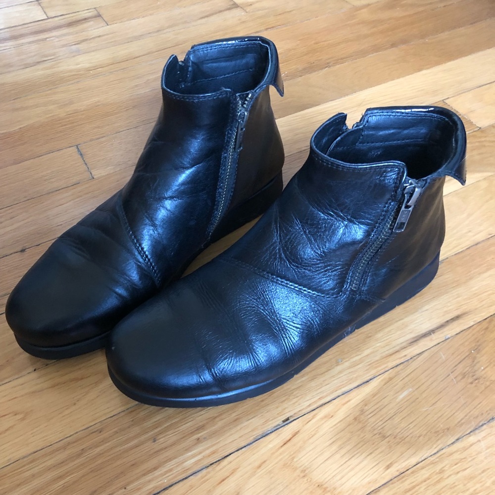 Leather Ankle Booties - sz 38